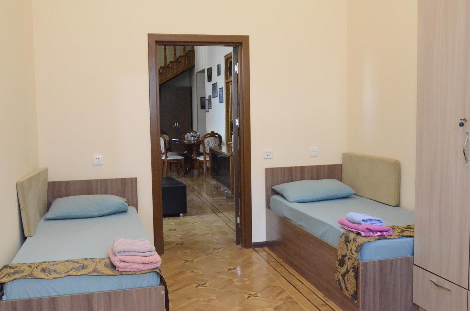 Centrum Hotel&Hostel Баку Екстер'єр фото