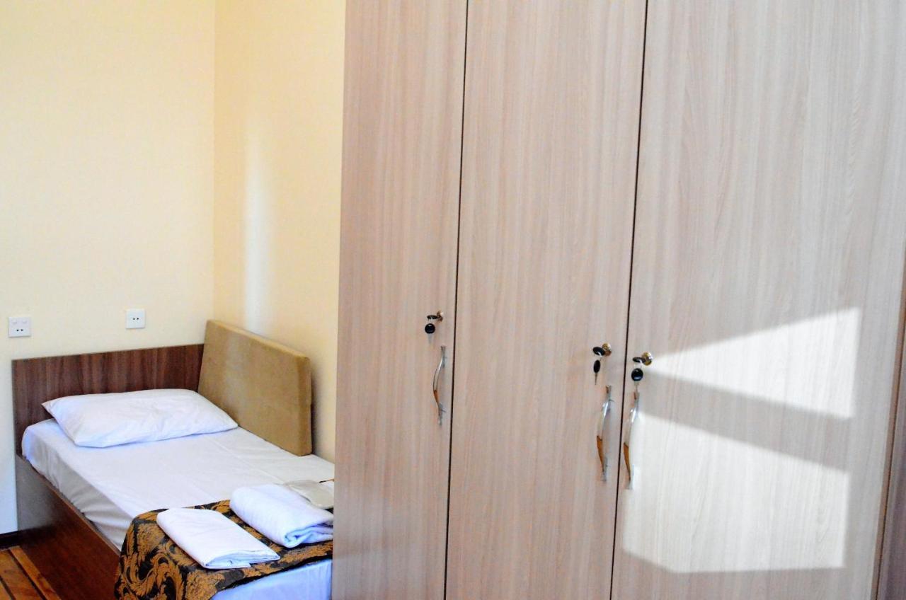 Centrum Hotel&Hostel Баку Екстер'єр фото