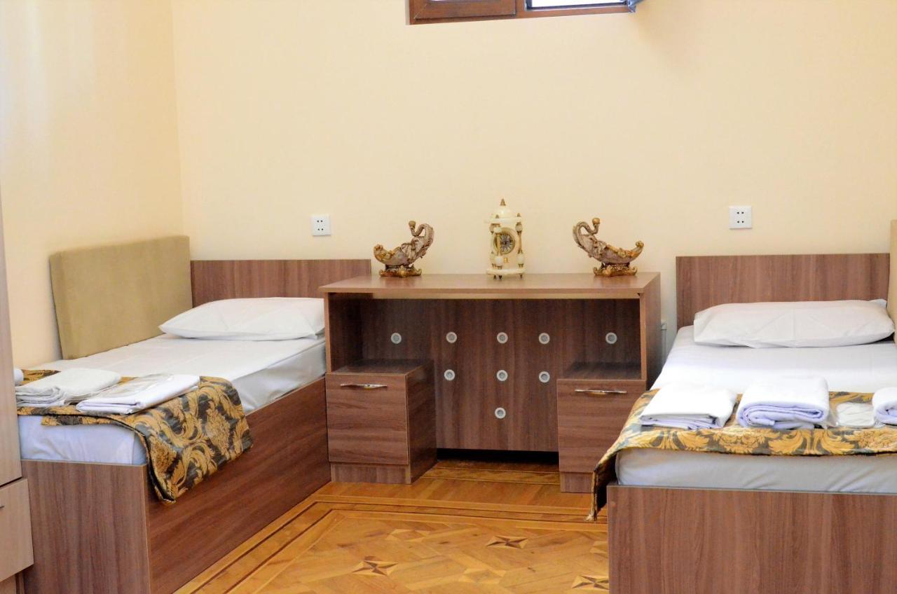 Centrum Hotel&Hostel Баку Екстер'єр фото