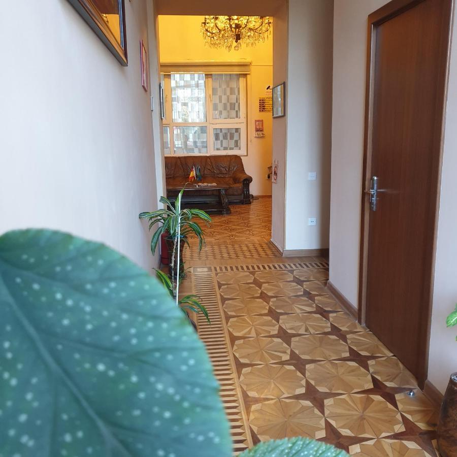 Centrum Hotel&Hostel Баку Екстер'єр фото